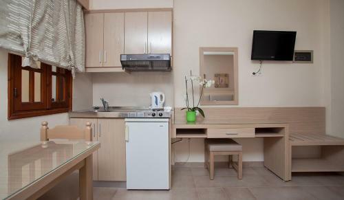 Aphrodite Luxury Studios & Apartments