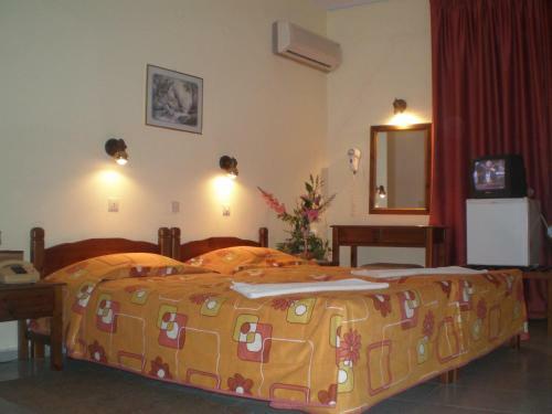 Titania Hotel