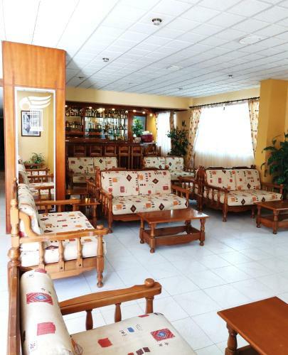Titania Hotel