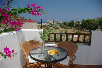 Astron Hotel