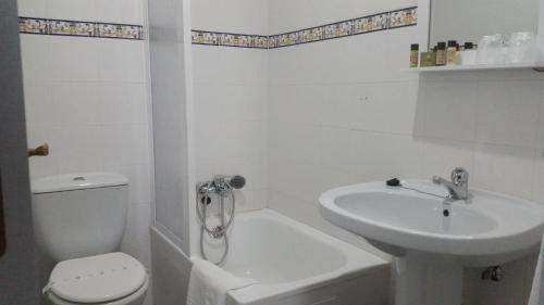 Hostal Sierra De Tentud�a