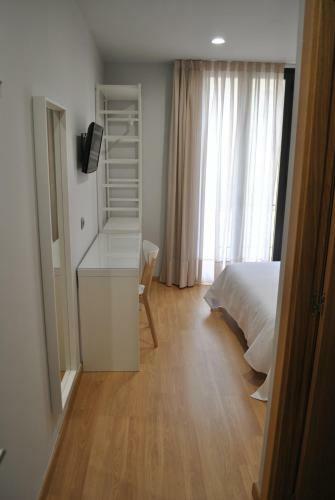 Hotel Hostal Universitat