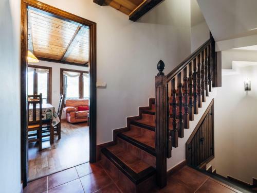 Cozy Holiday Home Near Ski Bus In Aragon