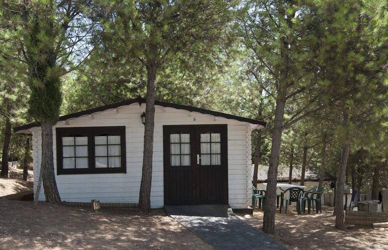 Camping Valdearenas