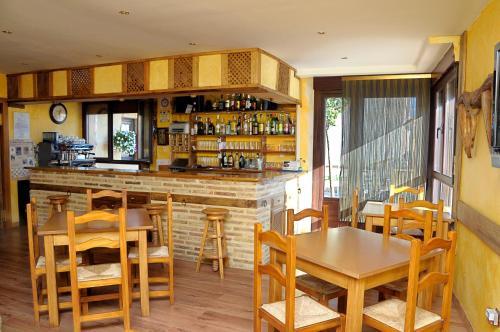 Hotel La Charca Hoces Del Duraton