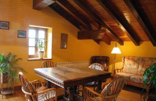 Agroturismo Casa Rural Parriola