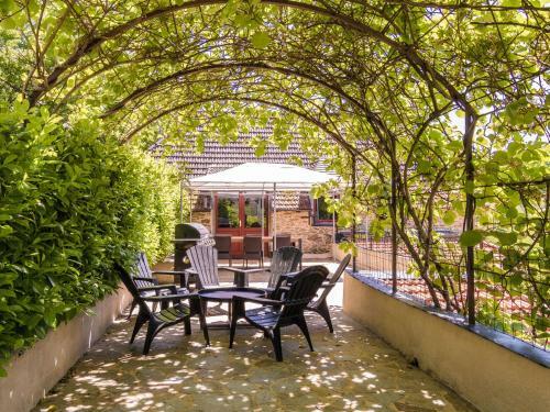 Spacious Holiday Home In Altillac With Private Pool