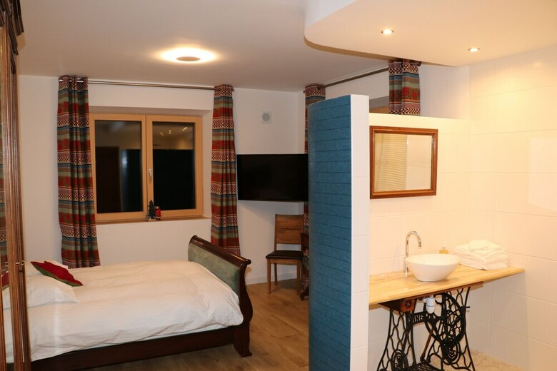 Hostal Alsacebnb