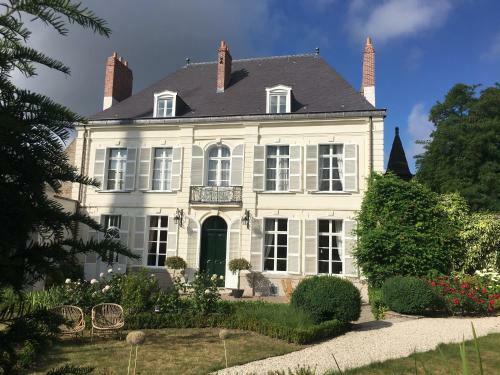 Bed & Breakfast Entre Cour Et Jardin
