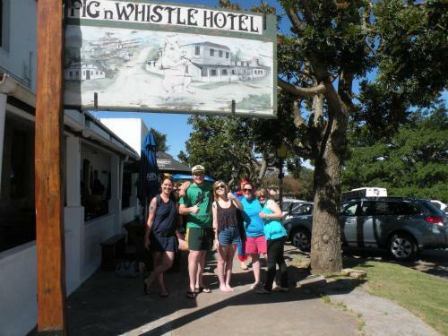Hostal The Historic Pig And Whistle Inn