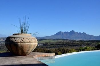 Bezweni Lodge