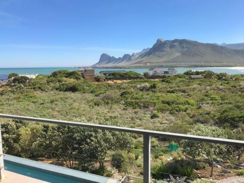 Hostal Moonstruck On Pringle Bay Guesthouse