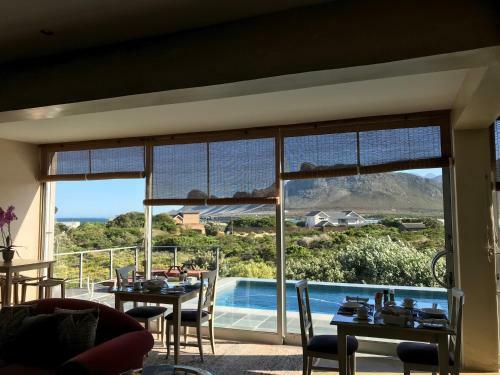 Hostal Moonstruck On Pringle Bay Guesthouse