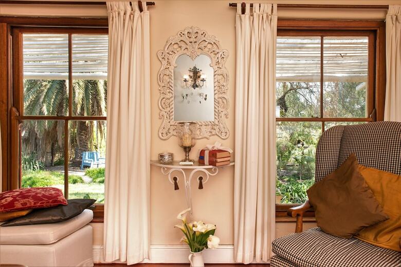 Hostal Darling Lodge Guest House