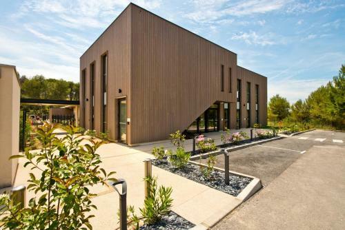 Aparthotel Kyriad R�sidence Cabri�s - Plan De Campagne