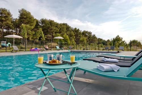 Aparthotel Kyriad R�sidence Cabri�s - Plan De Campagne