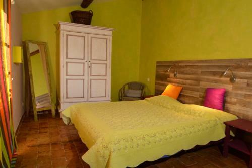 Hostal La Tuili�re En Luberon