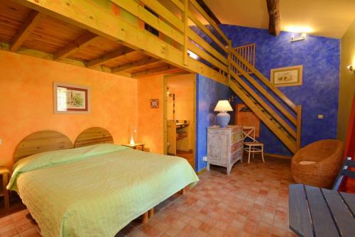 Hostal La Tuili�re En Luberon