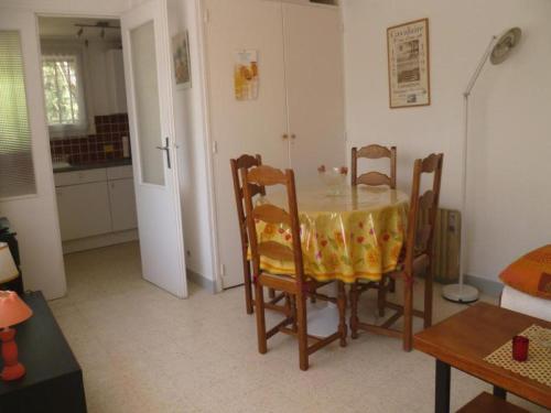 Apartment Cavalaire - 4 Pers, 34 M2, 1/0