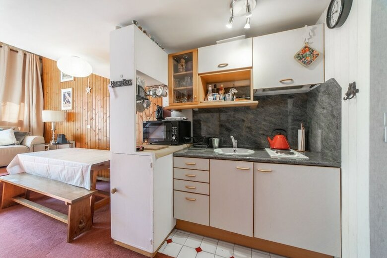Les Avouilles Private Terrace Apartment