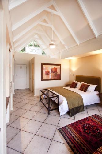 Hostal Loerie's Call Guesthouse