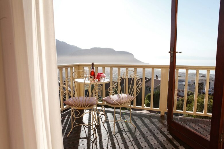 Hostal Tranquility Guest House