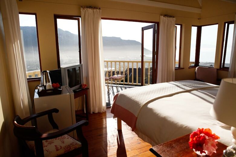 Hostal Tranquility Guest House