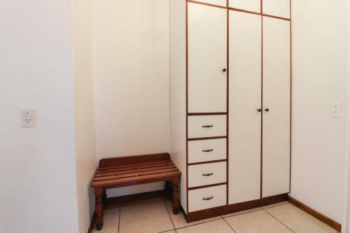 Hostal A Tuscan Villa Guest House