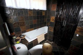 Hostal African Rock Lodge