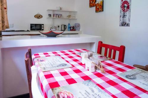 Hostal Peace Corner Cottages