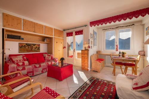 Chamonix Apartment Sleeps 2