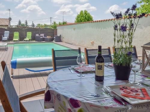 Modern Villa In Condezaygues With Private Pool