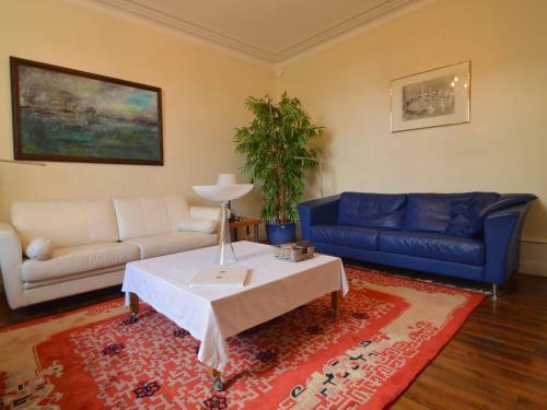 Beautiful Villa In Cussay With Swimming Pool
