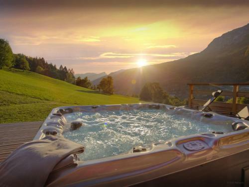 Chalet Le Buhel - Ovo Network