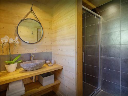 Chalet Le Buhel - Ovo Network