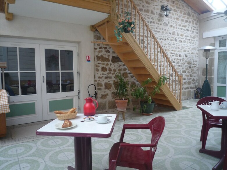 Hotel Au Relais Du Parc De Millevaches