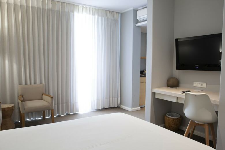 Atlantic Beach Hotel