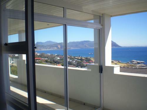 Hostal Penguinden Accommodation And Apartments