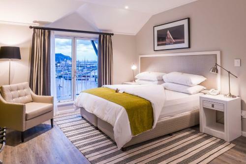 Simon's Town Quayside Hotel