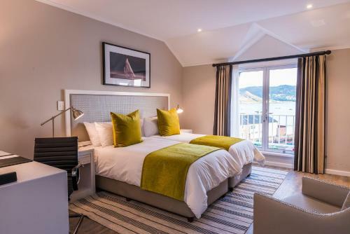 Simon's Town Quayside Hotel