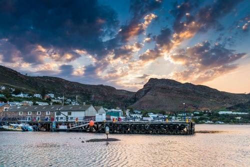 Simon's Town Quayside Hotel