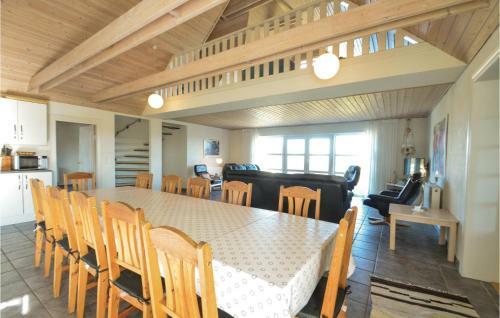 Holiday Home Glombak