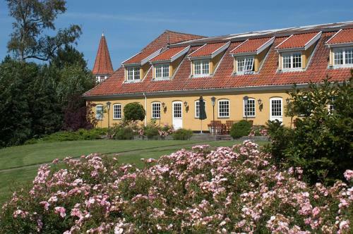 Hotel S�rup Herregaard