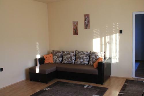 Apartamento S�v�nyes Sz�ll�shely