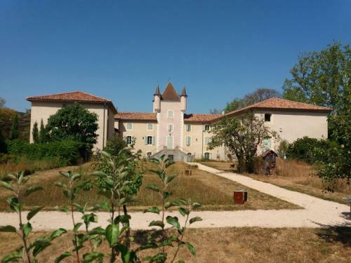 Two-bedroom Holiday Home In Jaujac