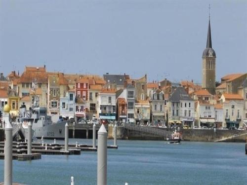 Apartment La Chaume Studio Renove Belle Vue Sur Mer