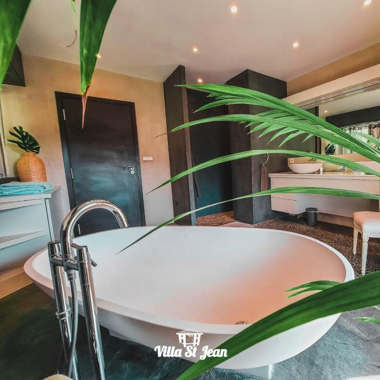 Hostal Villa Saint Jean