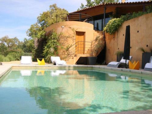 Beautiful Villa With A Private Pool In Var
