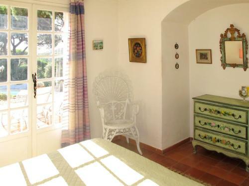 Holiday Home Le Grand Bleu (max100)