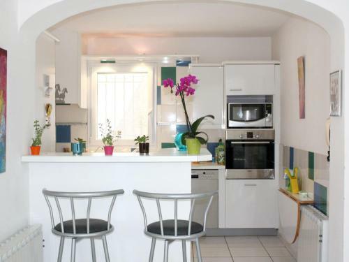 Holiday Home Les Mazets Du Soleil (max120)